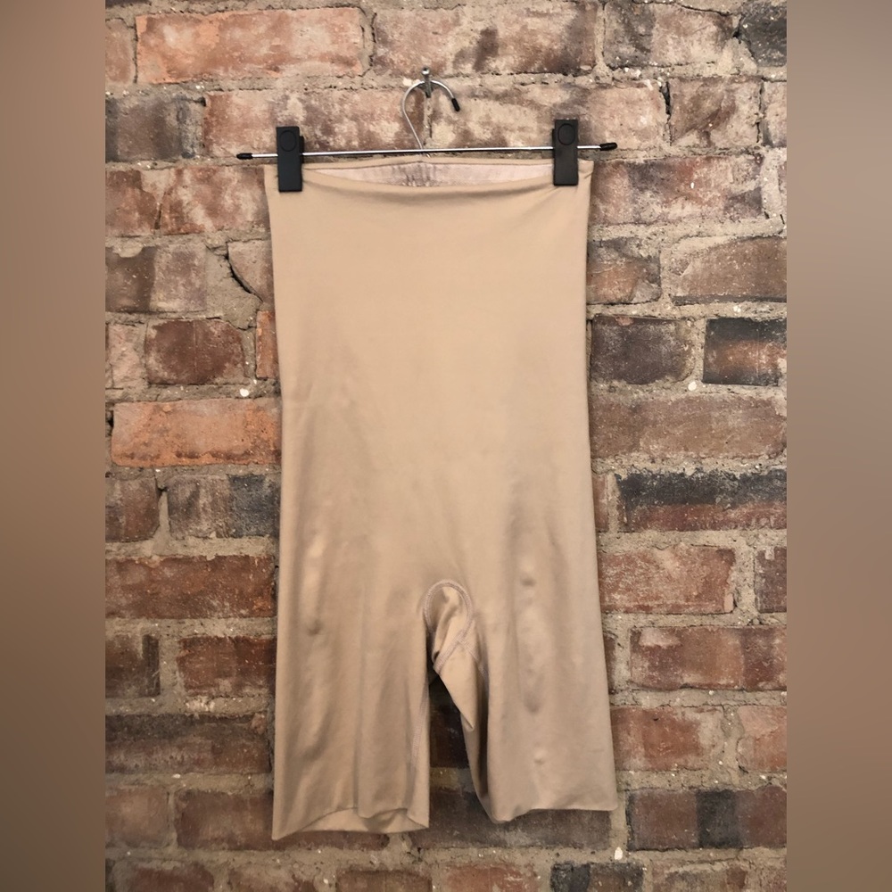 Spanx shapewear mid-thighs
